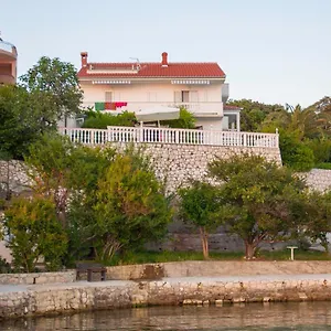 Gasthof And By The Sea - Gonar, Rab - 16761, Supetarska Draga
