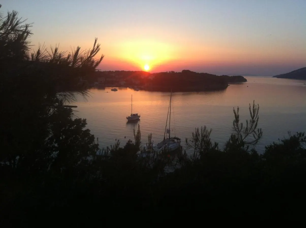 Bed and Breakfast Belveder Supetarska Draga
