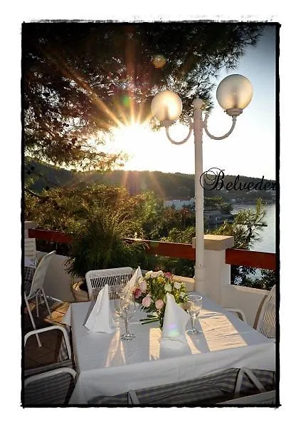 Bed and Breakfast Belveder Supetarska Draga 4*,